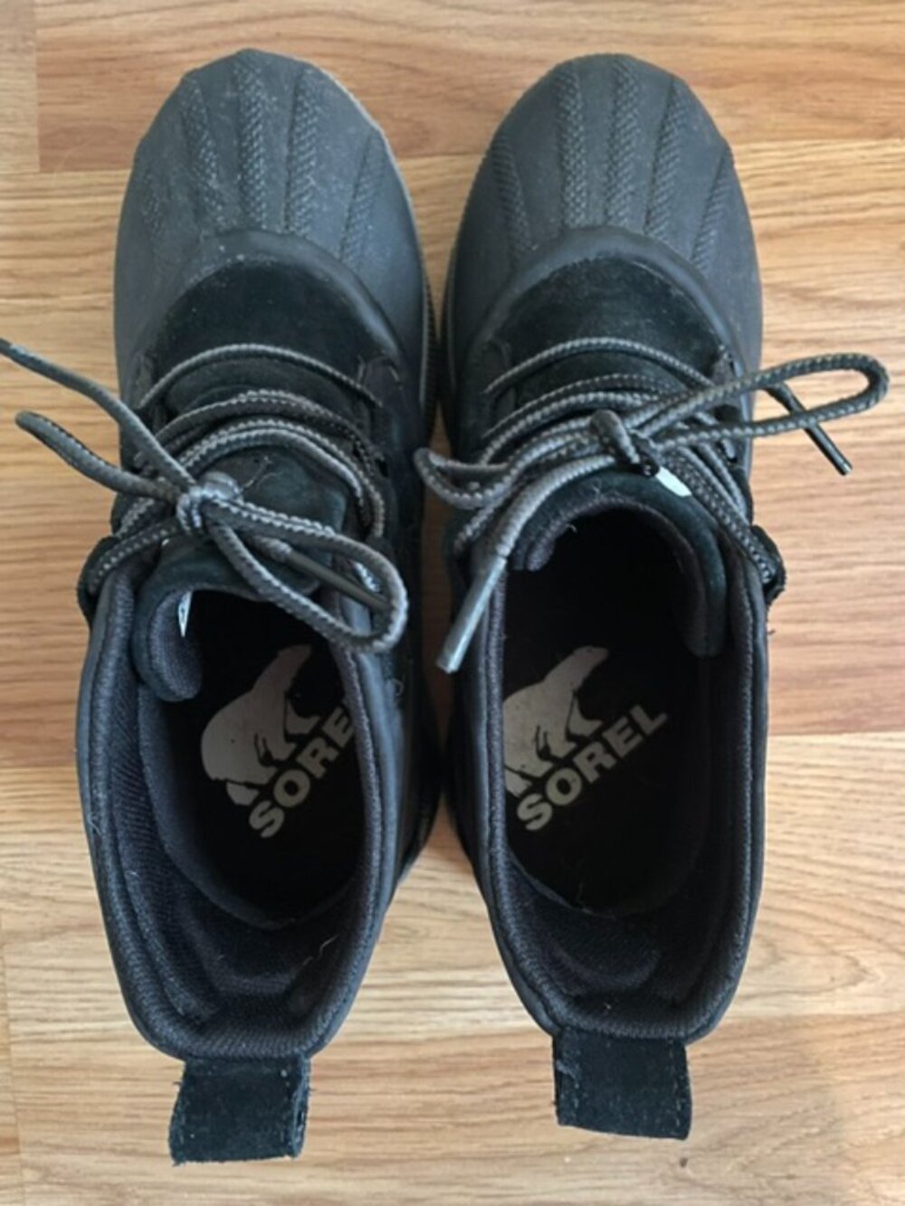 Sorel snow boots, like new, size 6.5
